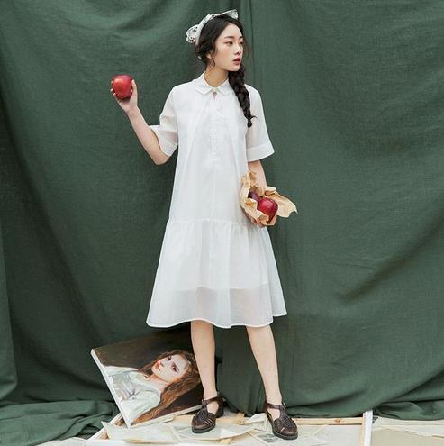 小皮鞋搭配娃娃领连衣裙:搭出秋日甜美风 小皮鞋搭配娃娃领连衣裙:搭出秋日甜美风