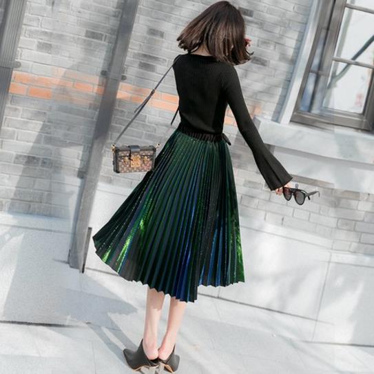 百褶半身裙怎么搭配上衣:半身裙彰显优雅文艺范儿 百褶半身裙怎么搭配上衣:半身裙彰显优雅文艺范儿