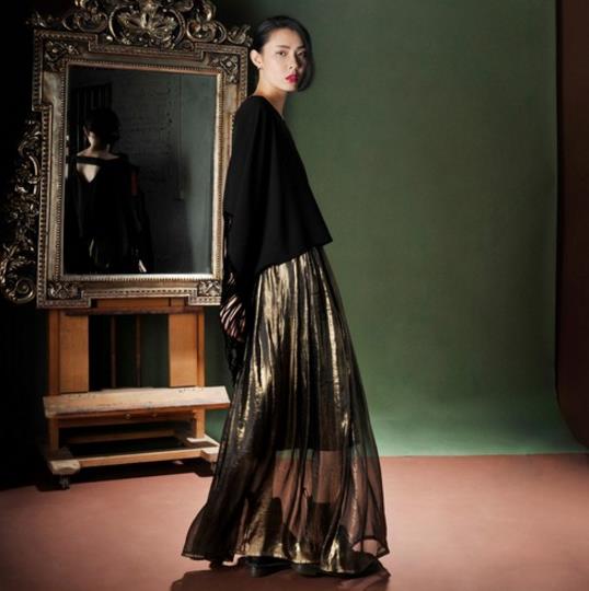 百褶半身裙怎么搭配上衣:半身裙彰显优雅文艺范儿 百褶半身裙怎么搭配上衣:半身裙彰显优雅文艺范儿