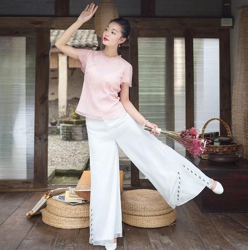 雪纺阔腿长裤怎么搭配上衣:打造中国风韵味(图) 雪纺阔腿长裤怎么搭配上衣:打造中国风韵味(图)