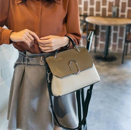 圆环流苏单肩包推荐：6款单肩包搭出时尚北欧风