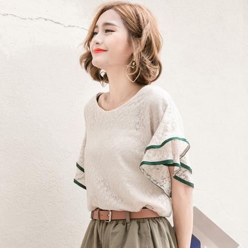 喇叭袖衬衫搭配什么裤子：6种穿搭演绎精彩自己