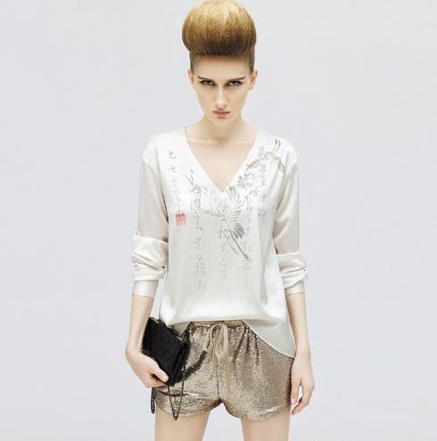 喇叭袖衬衫搭配什么裤子：6种穿搭演绎精彩自己