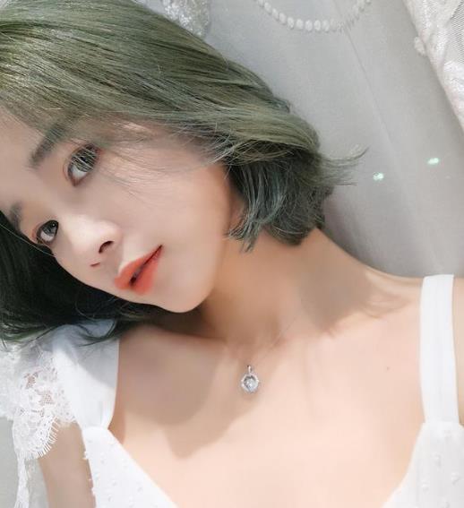 甜美锁骨细项链推荐：凸显性感小锁骨（图）