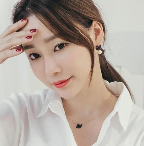 甜美锁骨细项链推荐：凸显性感小锁骨（图）