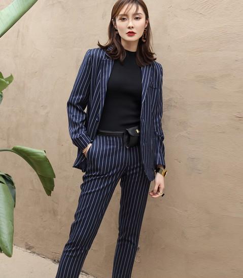 贴布西装马甲怎么搭配上衣:6款马甲打造精干利落 贴布西装马甲怎么搭配上衣:6款马甲打造精干利落