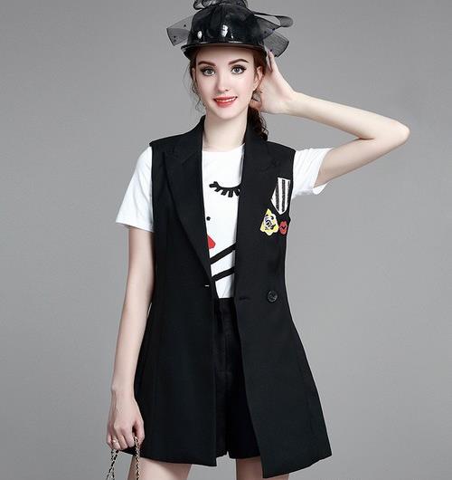 贴布西装马甲怎么搭配上衣：6款马甲打造精干利落