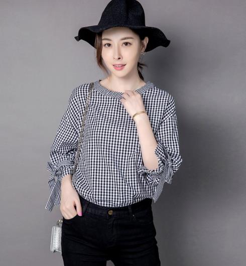 七分袖圆领蝴蝶结衬衫怎么搭配：小香风衬衫推荐（图）