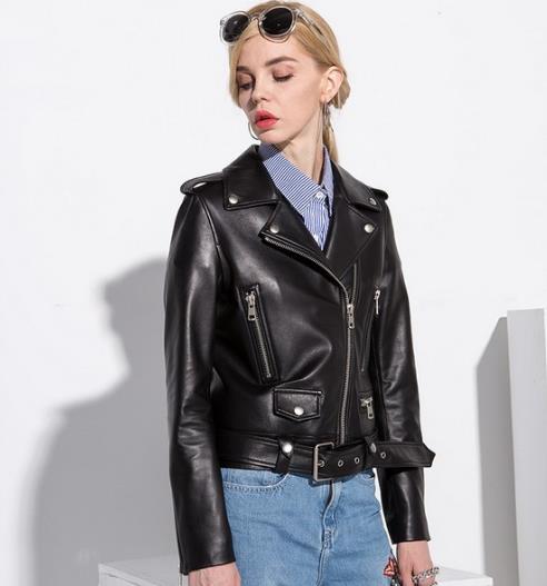 5款分分钟帅出新高度的铆钉宽松短夹克搭配推荐（图）