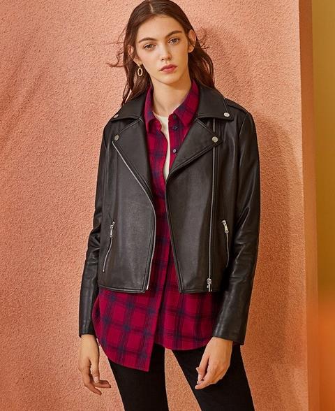 5款分分钟帅出新高度的铆钉宽松短夹克搭配推荐（图）