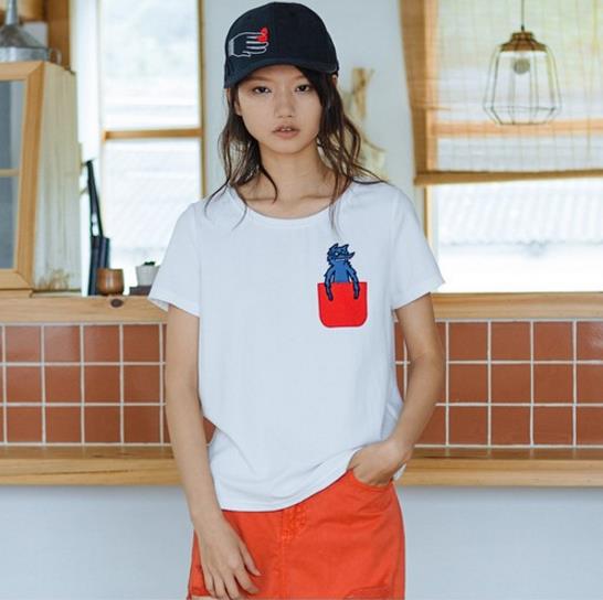 刺绣网纱上衣怎么搭配裤子：6款穿搭简约时尚（图）