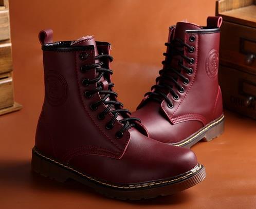 2017秋冬款牛皮粗跟系带短靴：时髦洋气短靴推荐