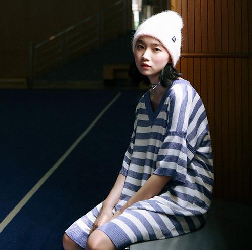 欧根纱绣花包臀连衣裙搭配:演绎时尚性感女神范 欧根纱绣花包臀连衣裙搭配:演绎时尚性感女神范