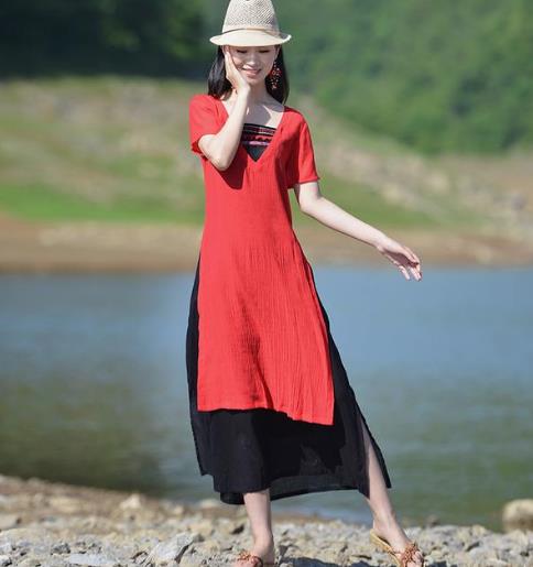 凉鞋搭配中长款雪纺连衣裙：打造复古森女风