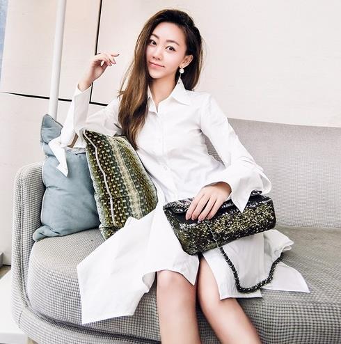 蝙蝠袖V领连衣裙分享：6款穿出性感优雅女人味