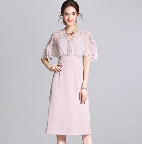 荷叶边系带连衣裙搭配：让显瘦无处不在（图）