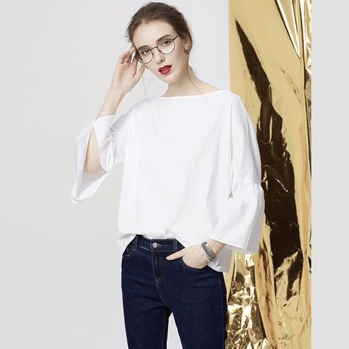 白衬衫怎么搭配短裤：6种白衬衫搭配恰到好处（图）