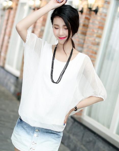 白色女上衣:清纯脱俗仙气飘飘(图) 白色女上衣:清纯脱俗仙气飘飘(图)