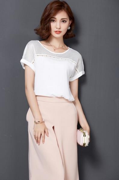 白色女上衣:清纯脱俗仙气飘飘(图) 白色女上衣:清纯脱俗仙气飘飘(图)