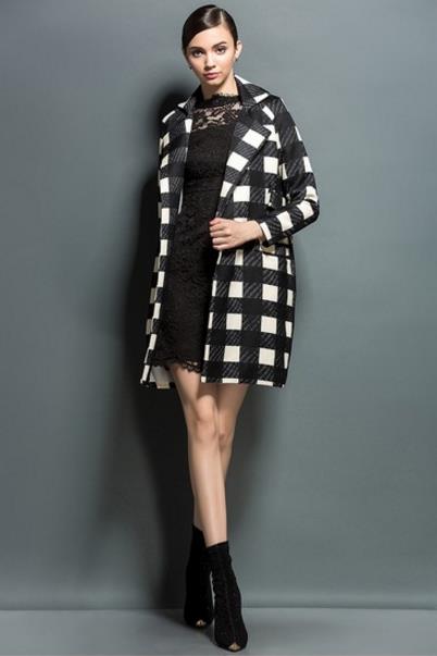 高贵优雅的包臀裙怎么搭配外套:轻松展现妩媚窈窕 高贵优雅的包臀裙怎么搭配外套:轻松展现妩媚窈窕