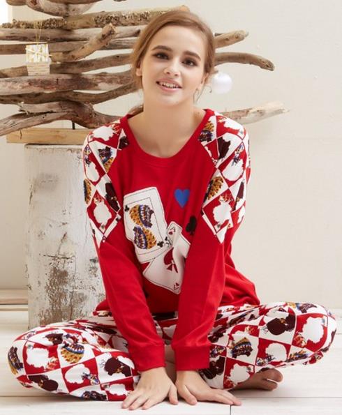 秋天有这几款蕾丝小羊印花睡衣满足你的少女心(图) 秋天有这几款蕾丝小羊印花睡衣满足你的少女心(图)