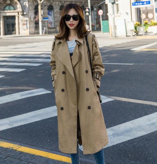 短裤搭配麂皮绒铆钉工装夹克：5款夹克个性十足（图）