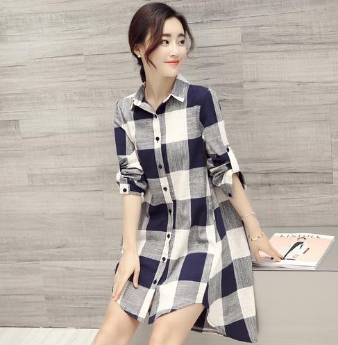 毛边宽松牛仔外套搭配：6款外套凸显双腿纤细（图）