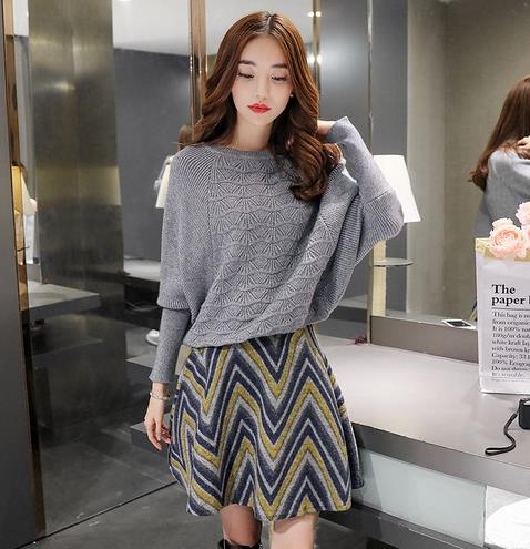 毛边宽松牛仔外套搭配：6款外套凸显双腿纤细（图）