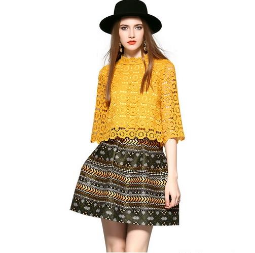 蕾丝背带裙两件套怎么搭配才能性感又时尚(图) 蕾丝背带裙两件套怎么搭配才能性感又时尚(图)