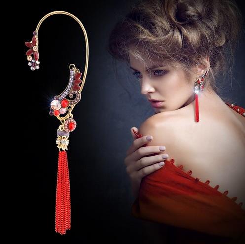 什么才是瘦脸必备神器:6款水晶长款耳环搭配(图) 什么才是瘦脸必备神器:6款水晶长款耳环搭配(图)