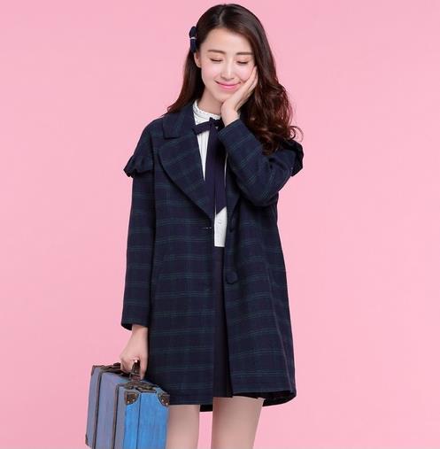 格纹是秋冬的宠儿:格子加厚毛呢外套搭配分享(图) 格纹是秋冬的宠儿:格子加厚毛呢外套搭配分享(图)