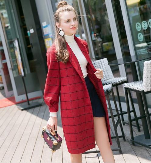 格纹是秋冬的宠儿：格子加厚毛呢外套搭配分享（图）