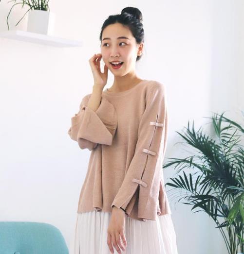 新款秋装已上线:甜美百搭长袖针织衫搭配推荐(图) 新款秋装已上线:甜美百搭长袖针织衫搭配推荐(图)