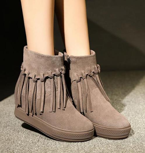 秋冬款拉链流苏磨砂马丁靴搭配：这个冬天更帅气
