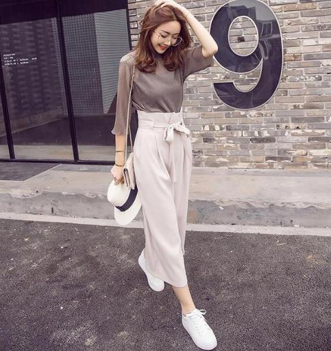 今年特别流行阔腿裤两件套搭配：轻松显瘦显高（图）