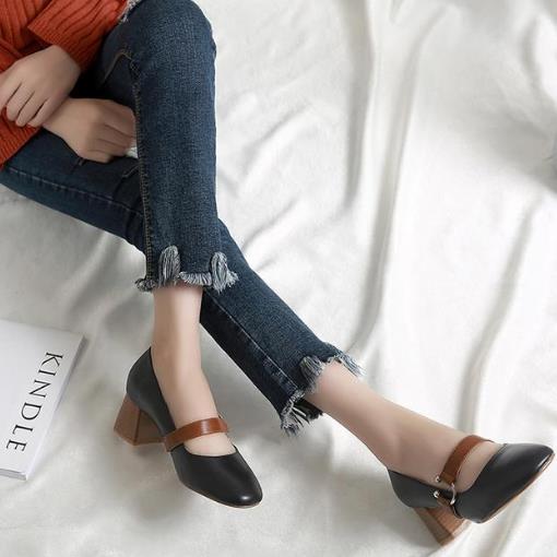 舒适又百搭的复古尖头小皮鞋：让你美美过凉秋（图）