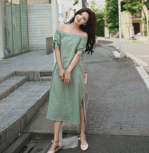 荷叶边开叉连衣裙搭配:甜美风连衣裙推荐 荷叶边开叉连衣裙搭配:甜美风连衣裙推荐