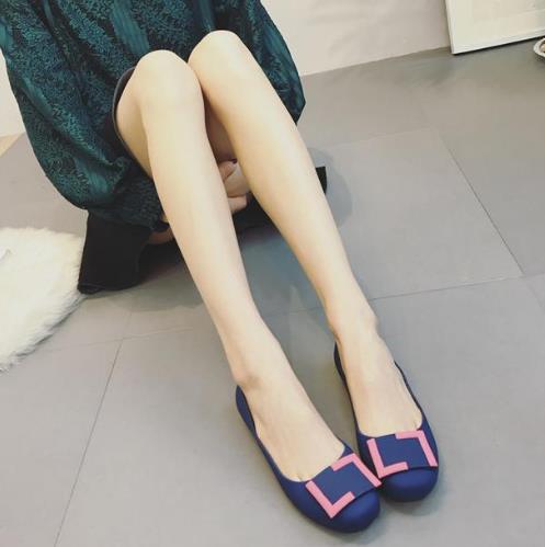 比高跟鞋更时尚的气质瓢鞋：让女人性感又可爱（图）