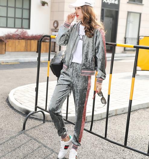 还有什么比套装更实用：彰显女神气质金丝绒套装