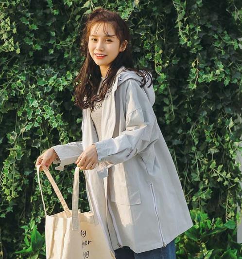 专属小个子女人的风衣:七分袖宽松风衣推荐(图) 专属小个子女人的风衣:七分袖宽松风衣推荐(图)
