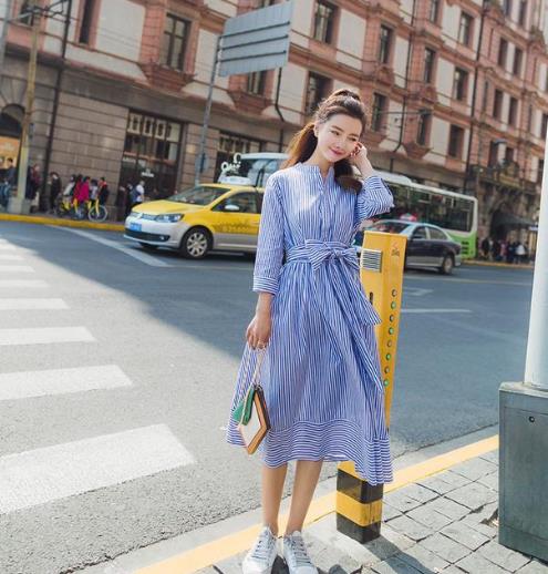 秋冬款蕾丝两件套针织连衣裙：好看显瘦还保暖（图）