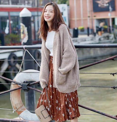 秋冬有了毛衣裙才不会寒冷：加厚宽松毛衣裙分享（图）