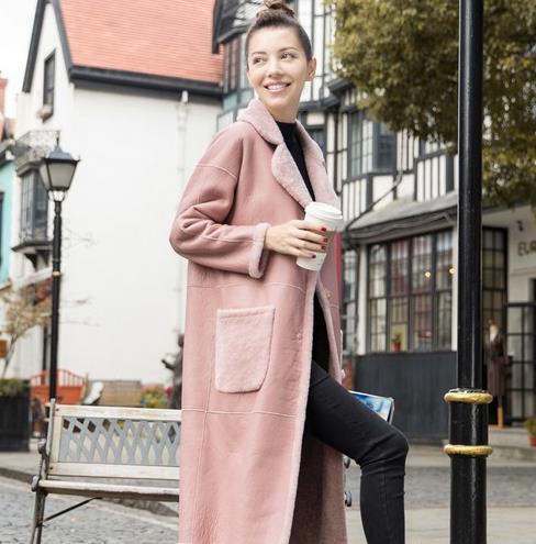 高腰鱼尾微喇九分裤搭配高跟鞋:轻松打造大长腿 高腰鱼尾微喇九分裤搭配高跟鞋:轻松打造大长腿