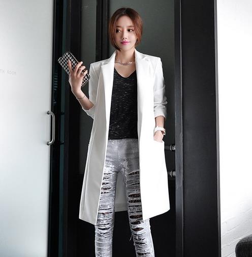 简约西装怎么搭配才时髦:中长款西装外套分享(图) 简约西装怎么搭配才时髦:中长款西装外套分享(图)