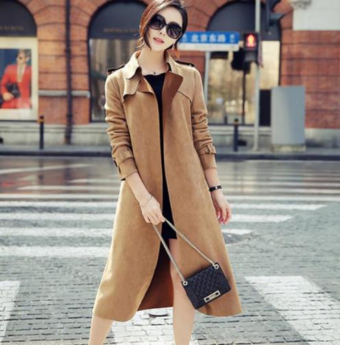 宽松舒适的秋款红色薄款外套：显瘦又时尚（图）