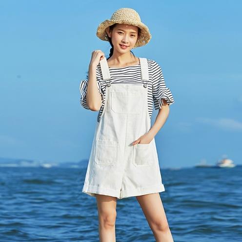 牛仔口袋背带短裤：5款清凉减龄夏日搭（图）