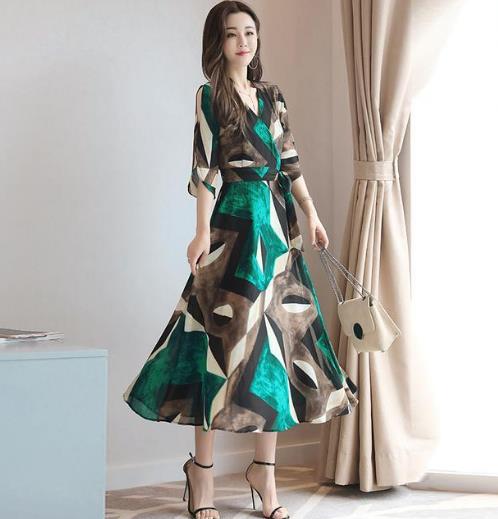 波西米亚长裙搭配什么外套才能彰显优雅女人味(图) 波西米亚长裙搭配什么外套才能彰显优雅女人味(图)