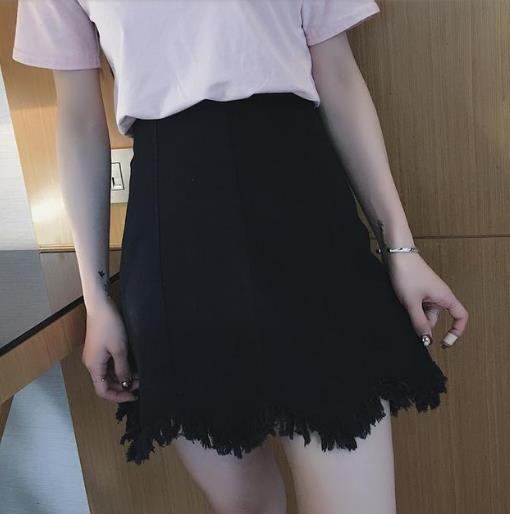 时尚半身裙怎么搭配:5款半身裙轻松超显大长腿 时尚半身裙怎么搭配:5款半身裙轻松超显大长腿