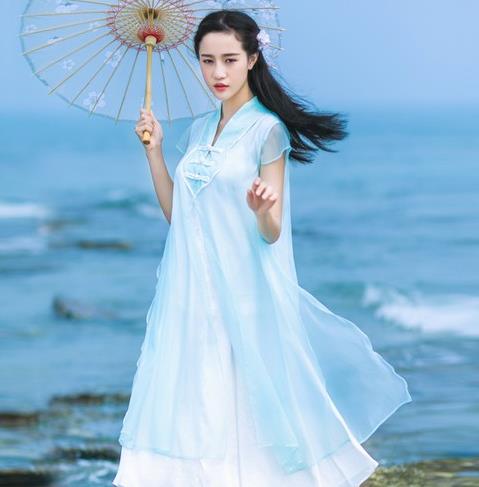 修身包臀连衣裙搭配：显瘦又性感连衣裙推荐