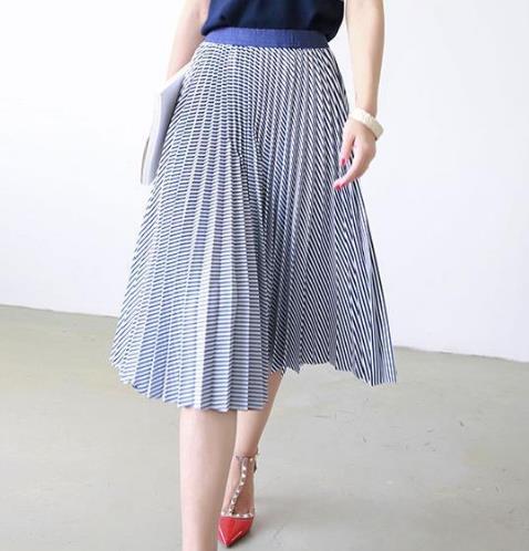 秋季新款减龄百褶连衣裙:经典时髦连衣裙分享(图) 秋季新款减龄百褶连衣裙:经典时髦连衣裙分享(图)